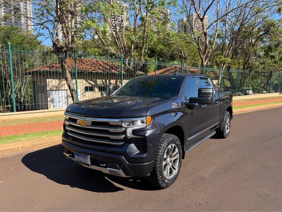 CHEVROLET SILVERADO 5.3 V8 GASOLINA 1500 HIGH COUNTRY 4X4 AUTOMÁTICO CHEVROLET SILVERADO 5.3 V8 GASOLINA 1500 HIGH COUNTRY 4X4 AUTOMÁTICO